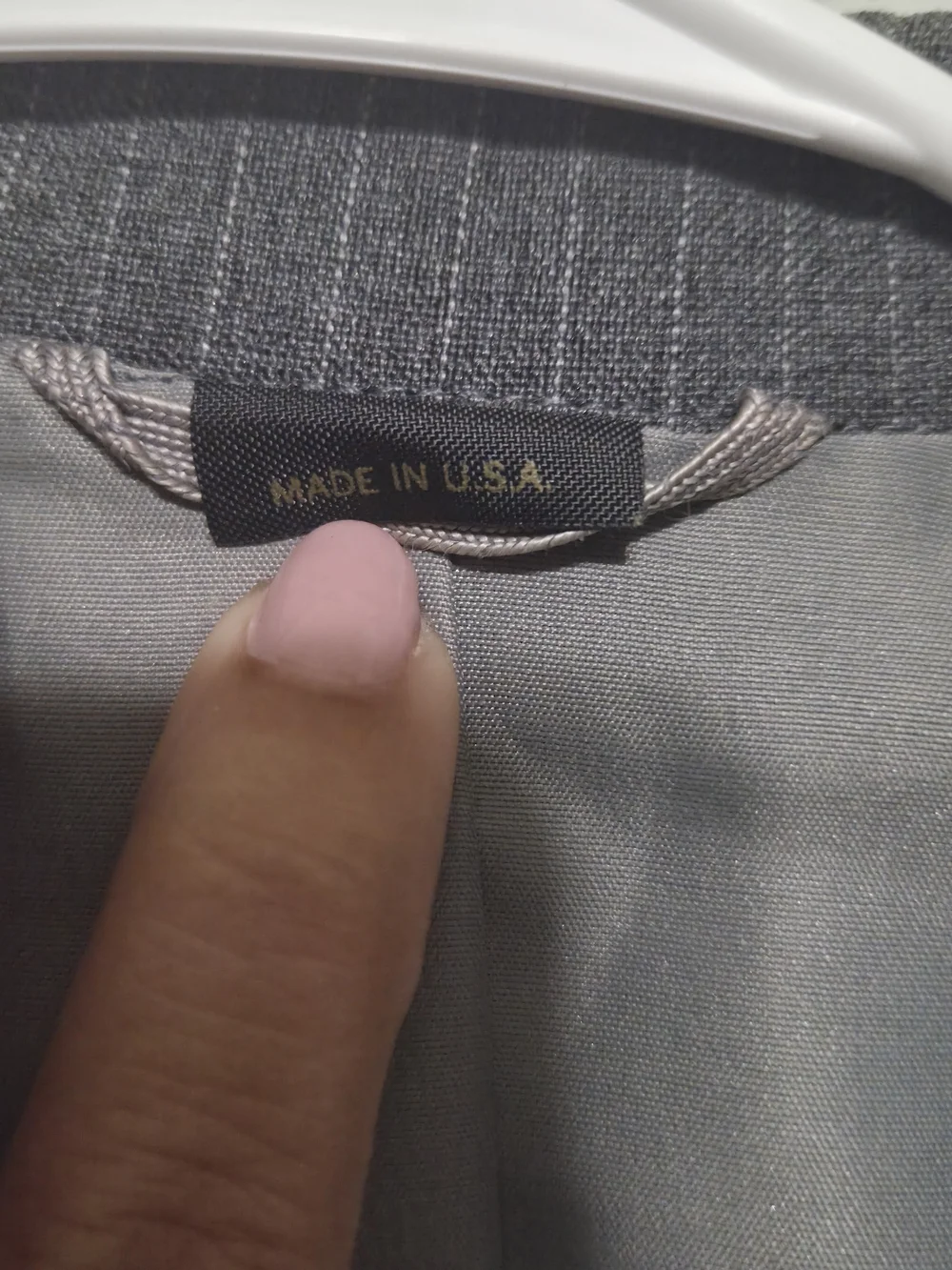 Gray Pinstripe Men's Suit Jacket - Classic Single-Breasted Blazer